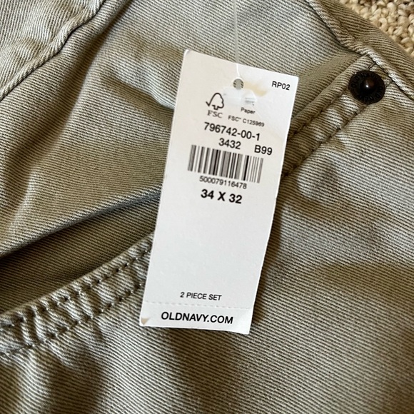 NWT Old Navy Straight Leg Khaki Jeans - Picture 2 of 4